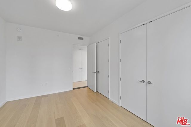 889 Francisco Street 1508, Los Angeles, CA 90017