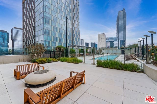 889 Francisco Street 1508, Los Angeles, CA 90017