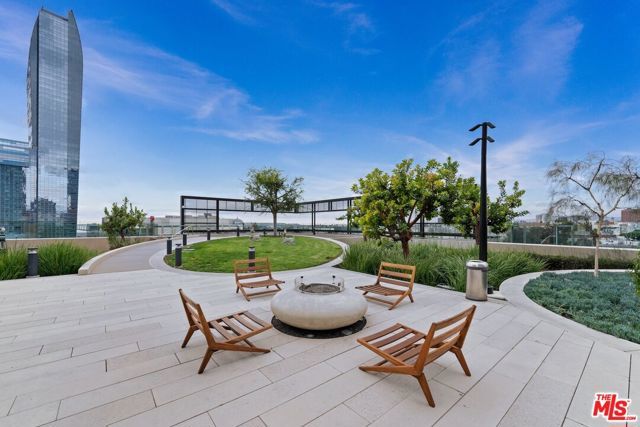 889 Francisco Street 1508, Los Angeles, CA 90017