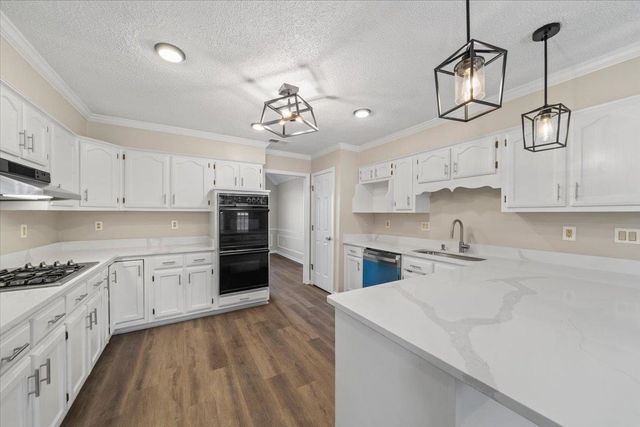 6333 OAK WALK LN, Bartlett, TN 38135