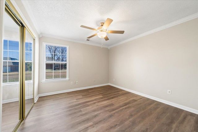 6333 OAK WALK LN, Bartlett, TN 38135