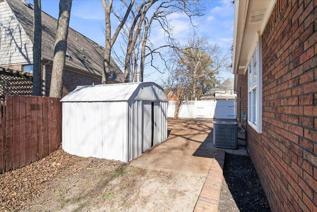 6333 OAK WALK LN, Bartlett, TN 38135