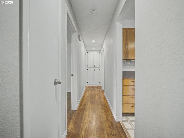 8695 Se ROOTS Rd, Clackamas, OR 97015