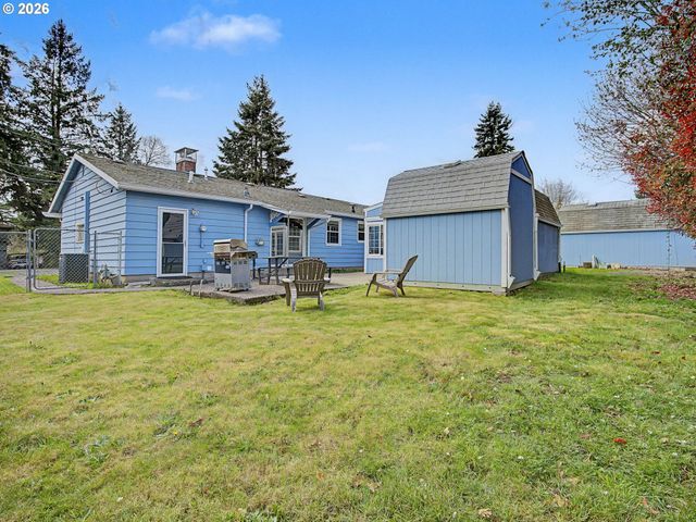 8695 Se ROOTS Rd, Clackamas, OR 97015