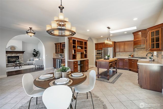 4448 Castlerock Drive, Blaine, WA 98230