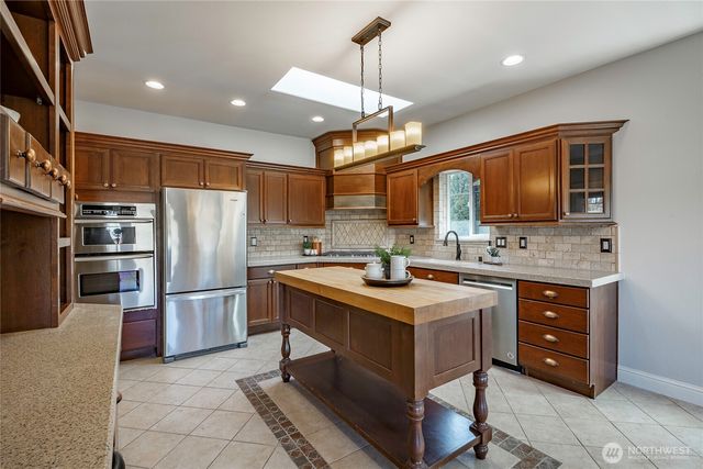 4448 Castlerock Drive, Blaine, WA 98230