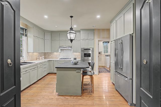 117 Wentworth Ave, Nashville, TN 37215