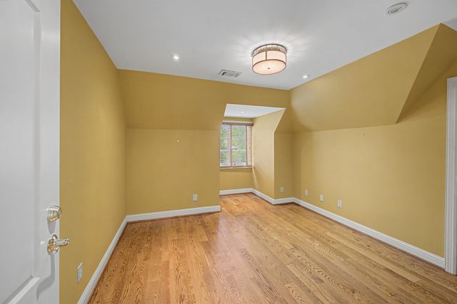 117 Wentworth Ave, Nashville, TN 37215