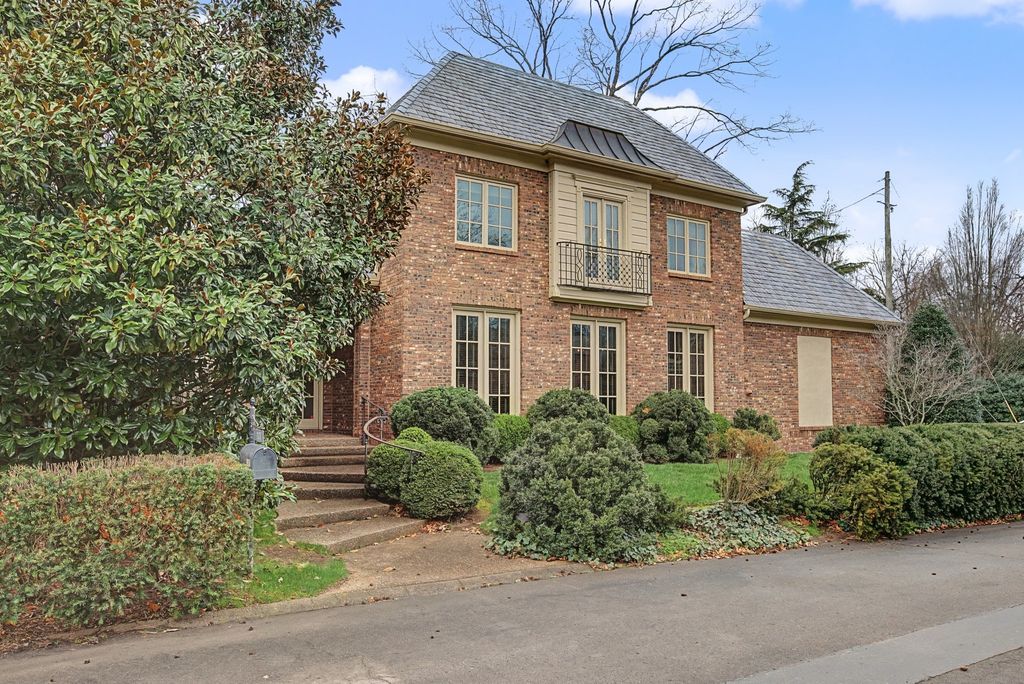 117 Wentworth Ave, Nashville, TN 37215