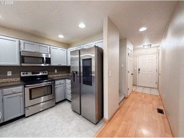 12883 Nw SCOTTSTON Ter, Banks, OR 97106