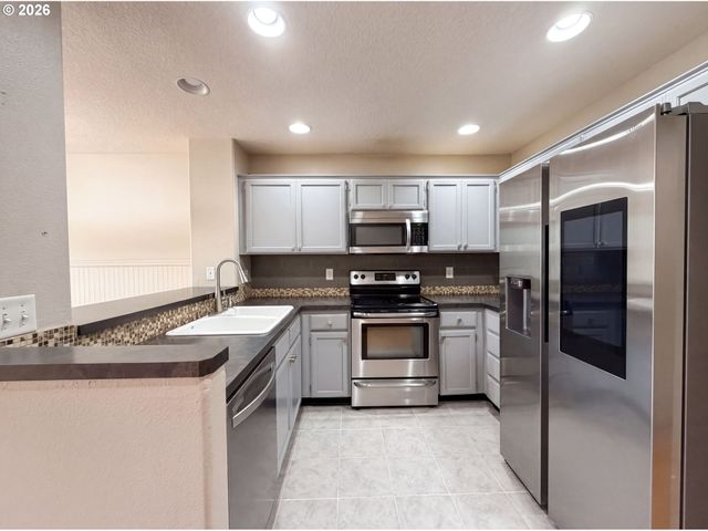 12883 Nw SCOTTSTON Ter, Banks, OR 97106