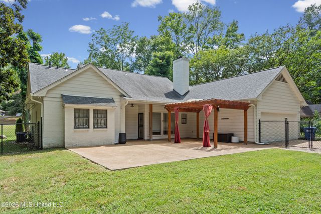 2140 Macintosh Drive, Horn Lake, MS 38637