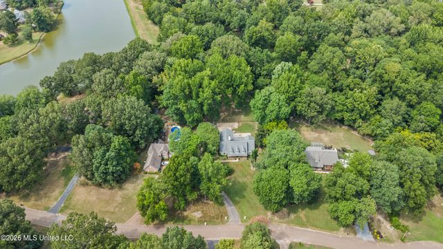 2140 Macintosh Drive, Horn Lake, MS 38637