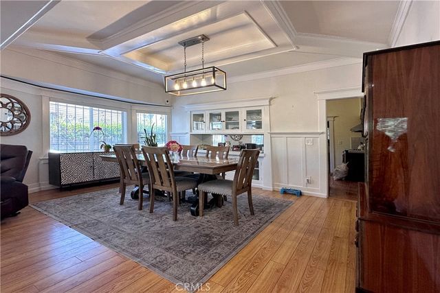 1558 N Kenmore, Los Angeles, CA 90027