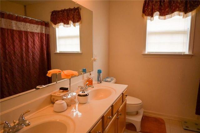 385 Simonton Crest Drive, Lawrenceville, GA 30045