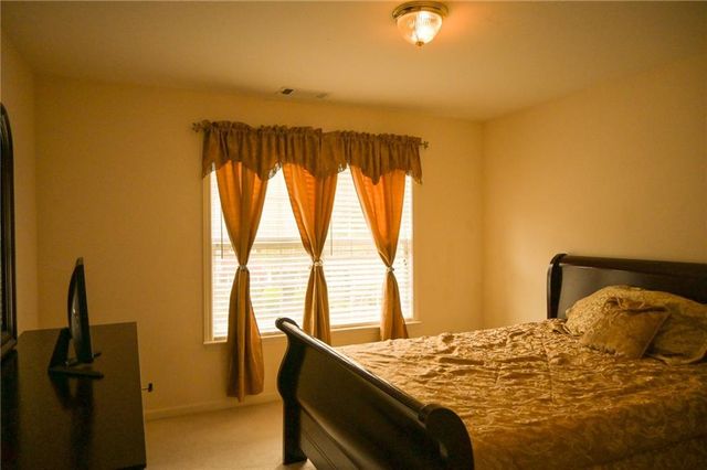 385 Simonton Crest Drive, Lawrenceville, GA 30045