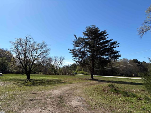 1505 Fork Shoals Road, Greenville, SC 29605