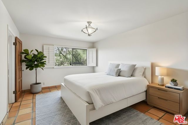 1821 Calle Petaluma, Thousand Oaks, CA 91360