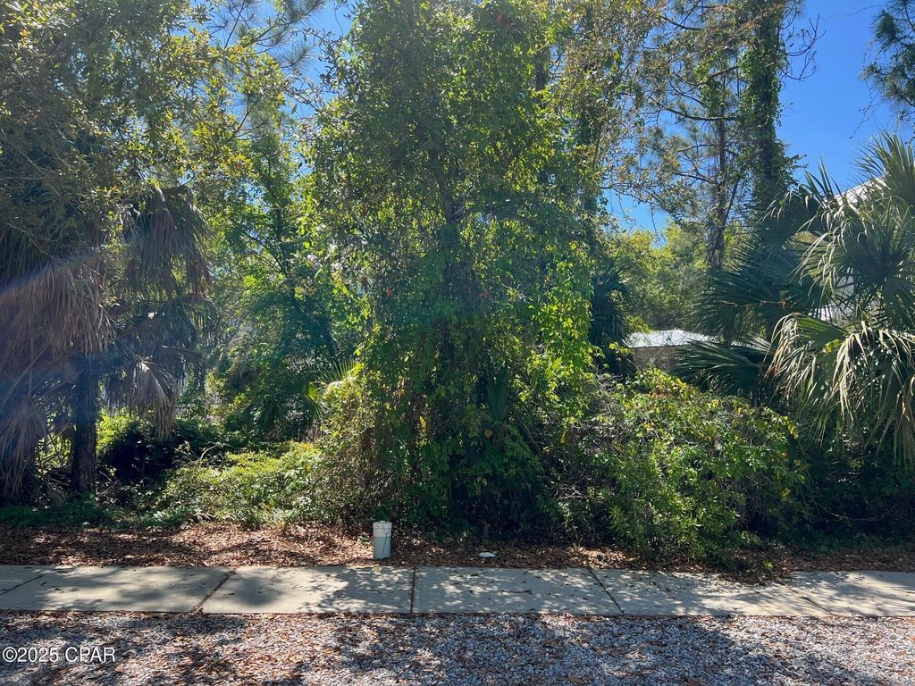 Image 8 of property listing at 109 Parkshore Drive, Panama City Beach, FL 32413