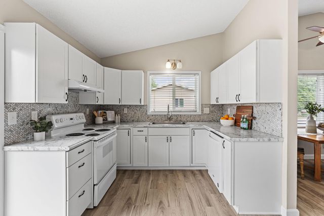 1330 107th Avenue NW, Coon Rapids, MN 55433