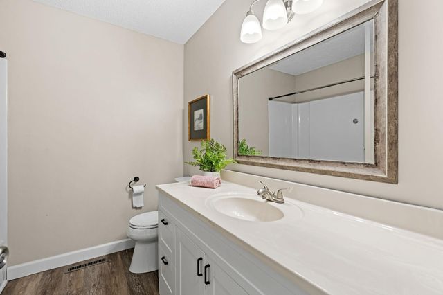 1330 107th Avenue NW, Coon Rapids, MN 55433