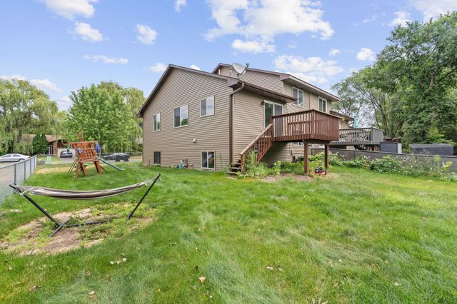 1330 107th Avenue NW, Coon Rapids, MN 55433