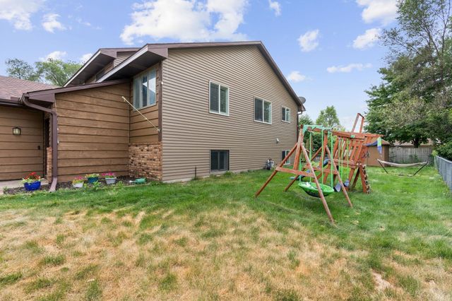 1330 107th Avenue NW, Coon Rapids, MN 55433
