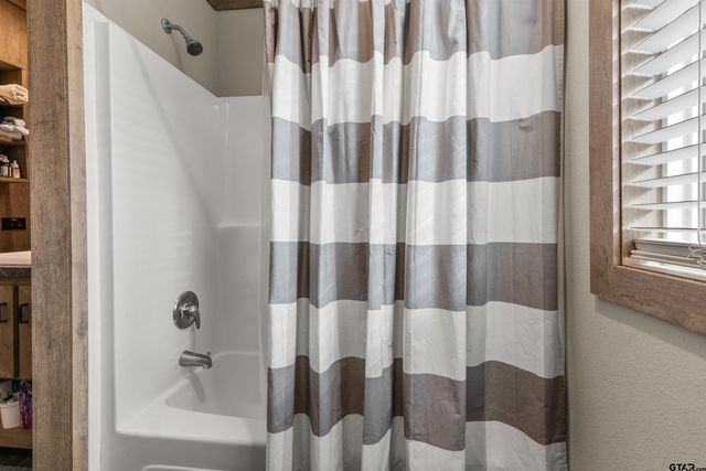 10165 County Road 1111, Tyler, TX 75704