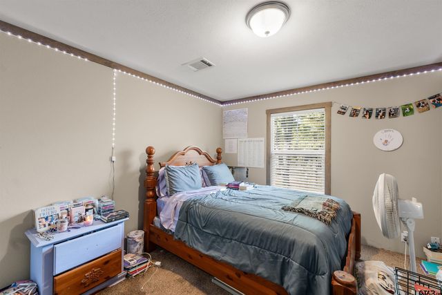 10165 County Road 1111, Tyler, TX 75704