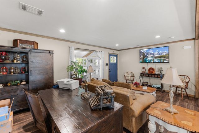 10165 County Road 1111, Tyler, TX 75704