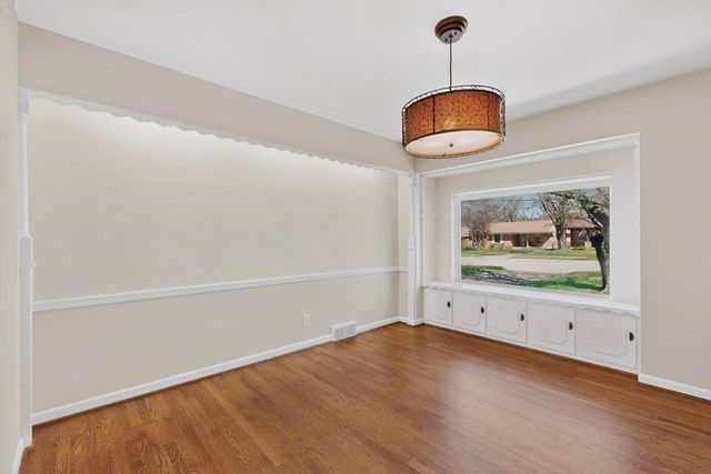 2120 Healey Drive, Dallas, TX 75228