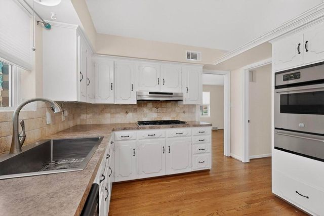 2120 Healey Drive, Dallas, TX 75228