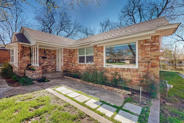 2120 Healey Drive, Dallas, TX 75228
