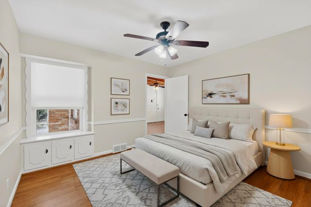 2120 Healey Drive, Dallas, TX 75228