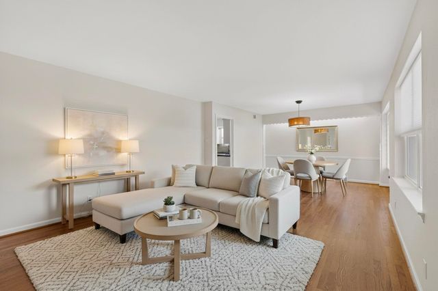 2120 Healey Drive, Dallas, TX 75228