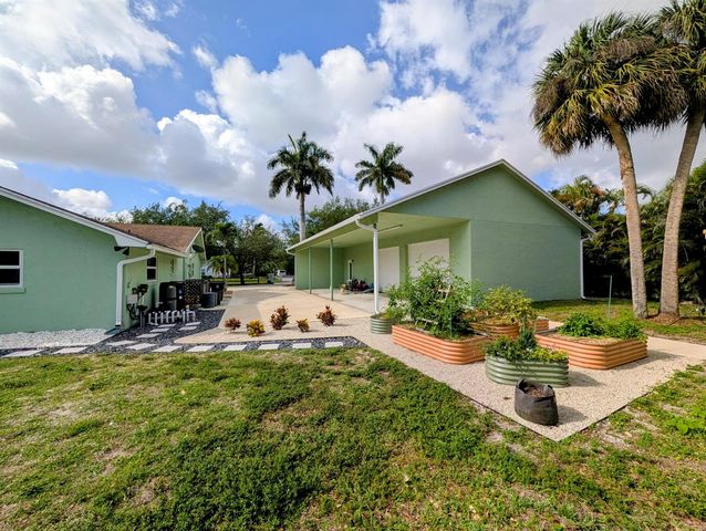 8763 Pinion Drive, Lake Worth, FL 33467