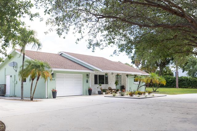 8763 Pinion Drive, Lake Worth, FL 33467