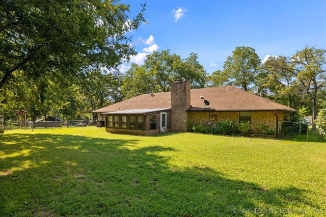 5616 Stonecreek, Durant, OK 74701