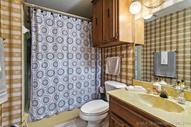 5616 Stonecreek, Durant, OK 74701