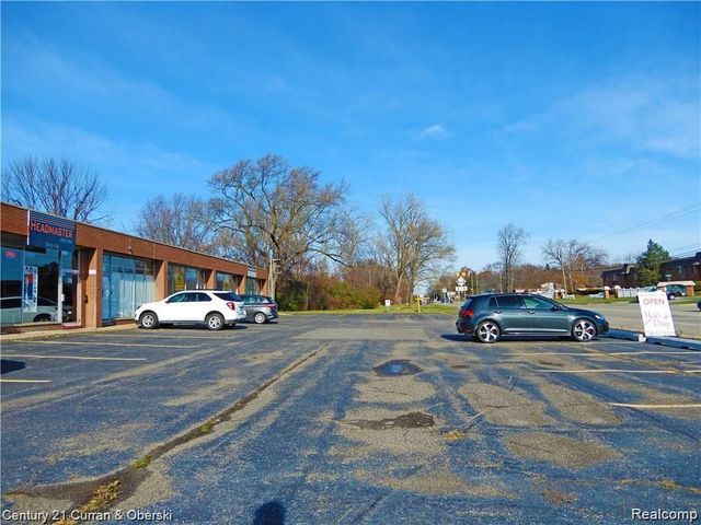 2720 S Newburgh Road, Westland, MI 48186