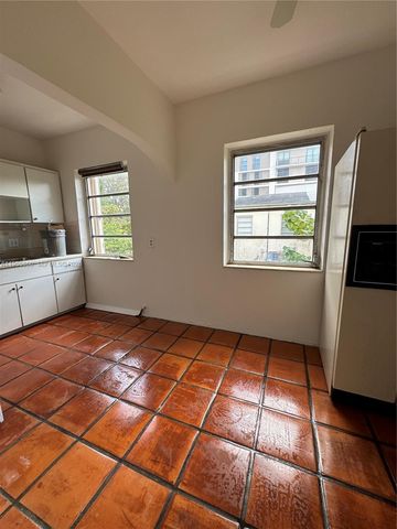 1431 SW 37th Ave 4, Miami, FL 33145