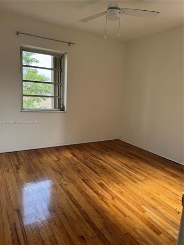 1431 SW 37th Ave 4, Miami, FL 33145