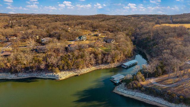 25953 Fox Woods Cr, Shell Knob, MO 65747