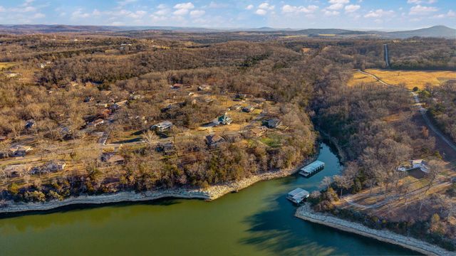 25953 Fox Woods Cr, Shell Knob, MO 65747