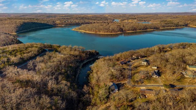 25953 Fox Woods Cr, Shell Knob, MO 65747