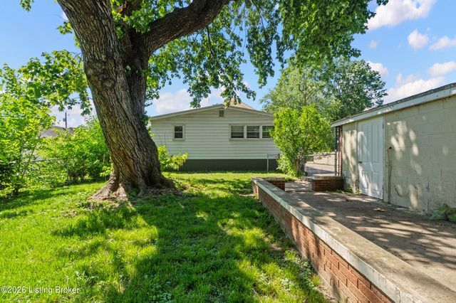 1418 Indiana Ave, Louisville, KY 40213