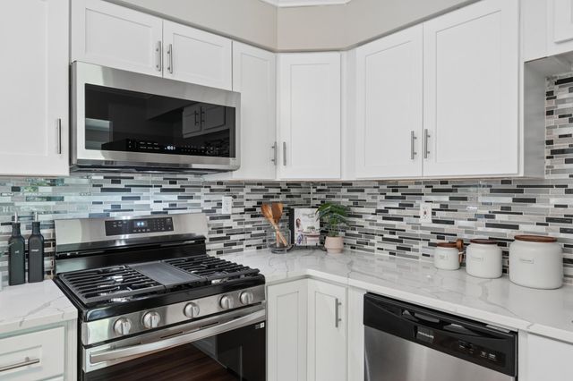 761 Bartelmy Lane N, Maplewood, MN 55119