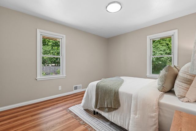 761 Bartelmy Lane N, Maplewood, MN 55119