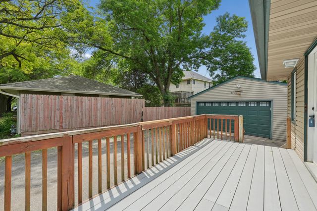 761 Bartelmy Lane N, Maplewood, MN 55119