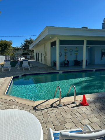 10831 SE Sea Pines Circle, Hobe Sound, FL 33455